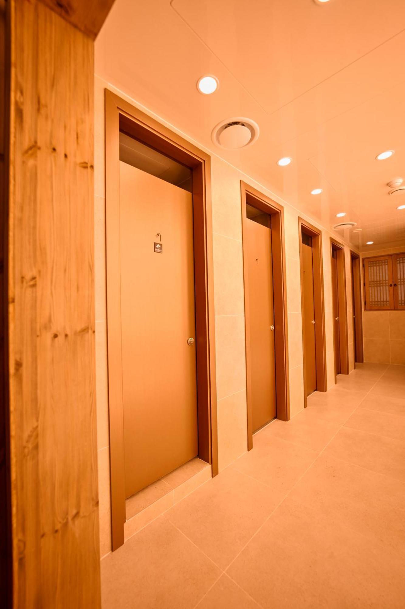 Hanok Hotel Daam Сеул Екстериор снимка
